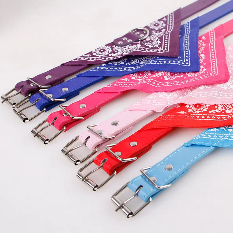 Bandana en Cuir PU Motif Cachemire pour Chien et Chat