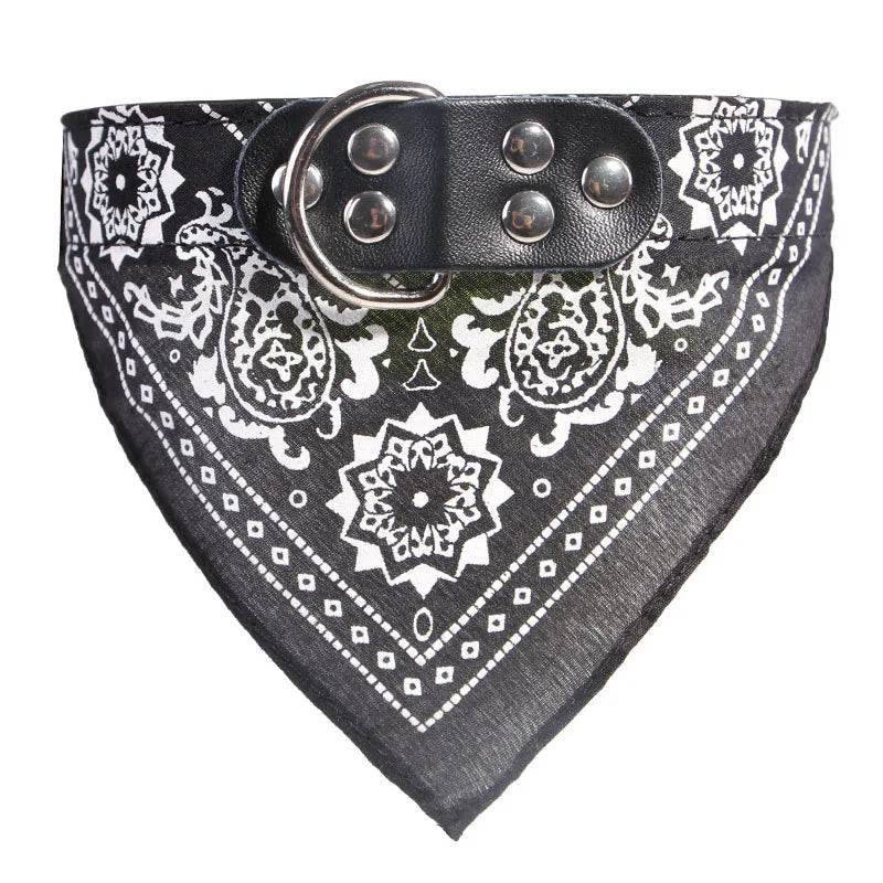 Bandana en Cuir PU Motif Cachemire pour Chien et Chat