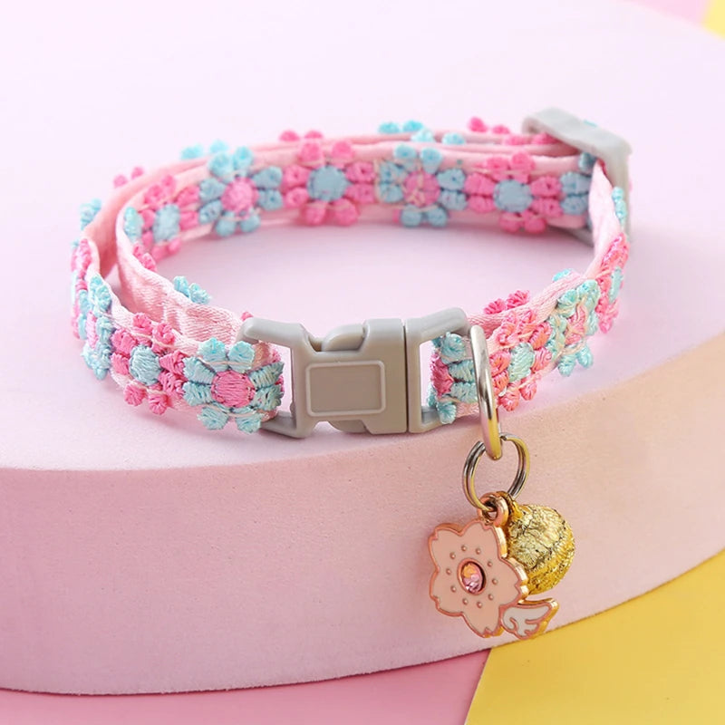Collier avec Grelot Motif Empreintes pour Chien et Chat - Réglable
