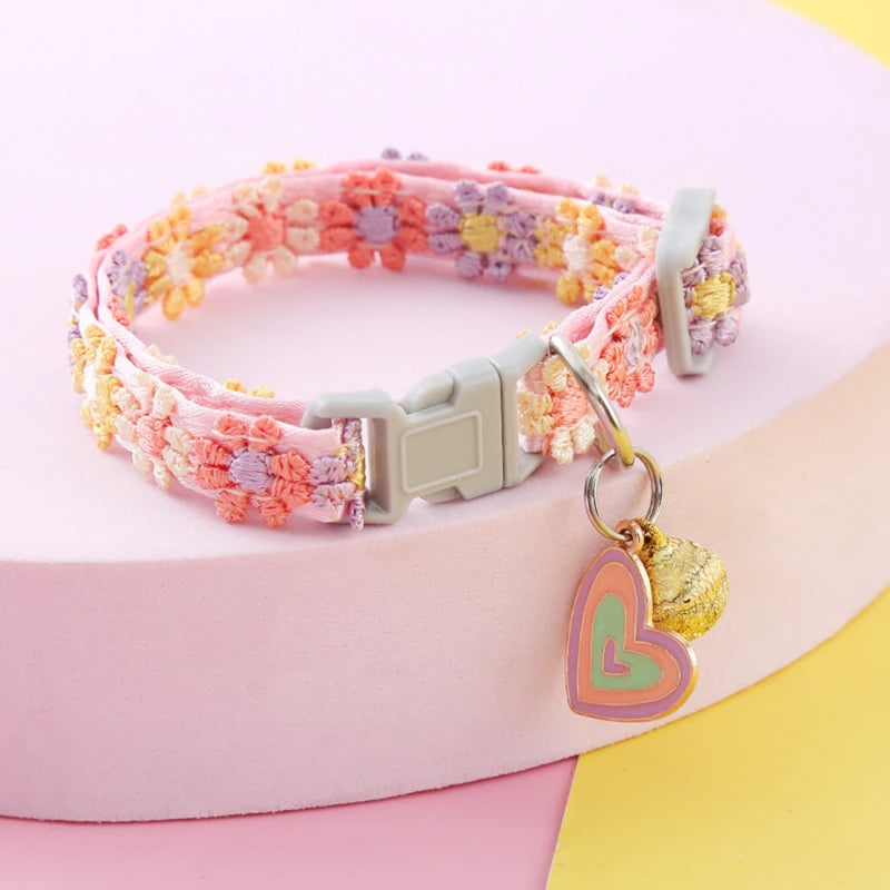 Collier avec Grelot Motif Empreintes pour Chien et Chat - Réglable
