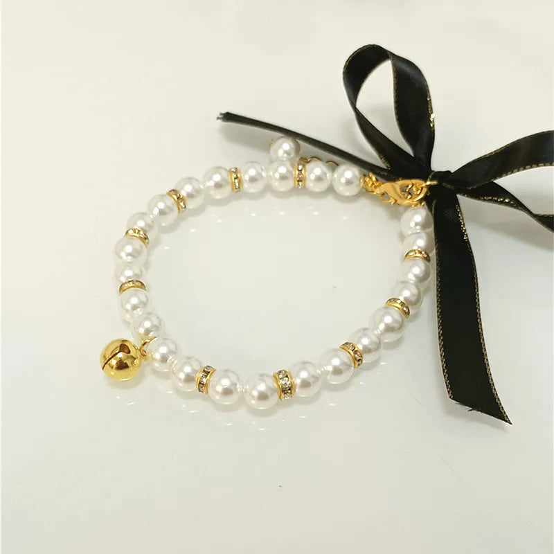 Collier Perles avec Grelot Doré et Ruban Noir pour Chien et Chat